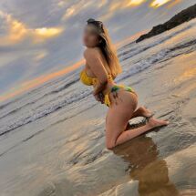 27 AÑOS DULCE Y FIESTERA A LA VEZ ME ENCANTA DIVERTIRME 