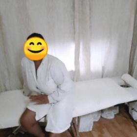 MASAJISTA Y ENERMERA PROFESIONAL 50 AÑOS