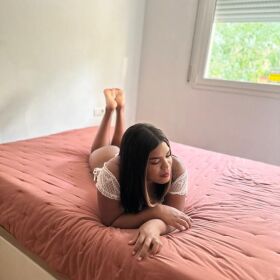 COLOMBIANA MUY CACHONDA 24H DISPONIBLE