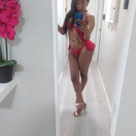 VANESA , LISTA PARA SACARTE LA LECHE