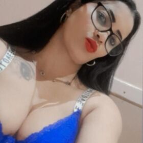 ROSI EXPERTA EN MAMADAS 24H TE LA CHUPO SUAVE Y COMO A MI ME GUSTA 