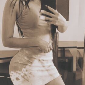 Llenita de placer para ti