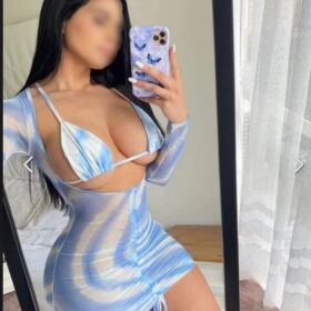 puedes ver soy una preciosa chica que está buscando 