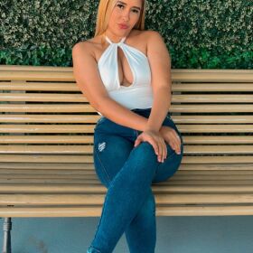 TATIANA RUBIA TRAVIESA ESTE INVIERNO VENGO ARDIENDO