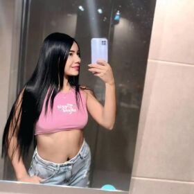 DULCE MIRADA HIPNOTIZANTE  EN BENICARLÓ VALERY 