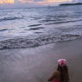 VARIAS AMIGUITAS QUEREMOS PASARLA RICO , INDEPENDIENTES