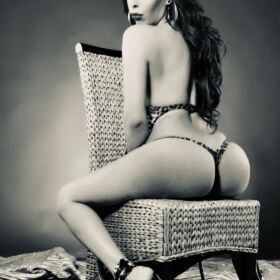 DANIELA MIRANDA EXOTICA TU Y YO SOLOS CORUÑA CENTRO 