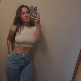 PERFECTA COMPAÑIA JOVEN RECIEN LLEGADA MAS CALIENTE QUE NINGUNA 