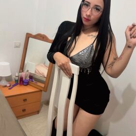 DULCE COLOMBIANA , SOFIA EN MESA Y LOPEZ 24H 