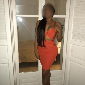 ALICE EN ERRENTERIA DE VUELTA  DULCE Y PICARA, SEDUCCION Y PLACER!