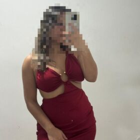 CALIENTE CON GANAS DE RICAS CARICIAS 24H 