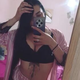 VIOLETA COLOMBIANA SENSUAL Y MORBOSA ZONA RETIRO