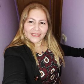 VICIOSA , CHOCHITO PELUDO FOTO REAL EX PROFESORA