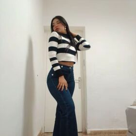 PRESENCIA Y DIVERSION TU VENEZOLANA FAVORITA EN BENICARLÓ