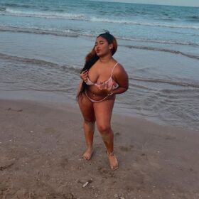 EXCLUSIVA UNIVERSITARIA RECIEN LLEGADA A GANDIA PILES 