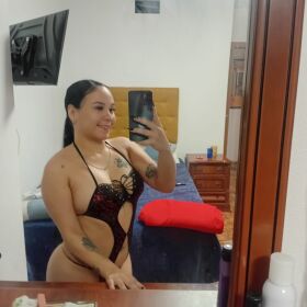 CAROLINA LA MAS TRAVIESA Y CALIENTE DE ALCANTARILLA 