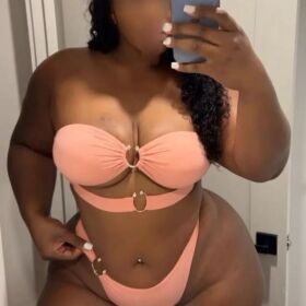 CALIENTE , COLOMBIANA , MASAJES Y MUCHO MAS 24H 
