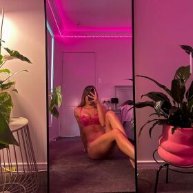 LA VILLA DE TUS SUEÑOS, CLIENTELA FIJA , ALTOS INGRESOS 24H