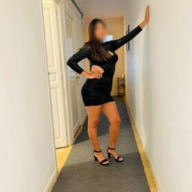 ZOE BELLEZA NATURAL , EXOTICA Y MUY CALIENTE RECIEN LLEGADA 24H