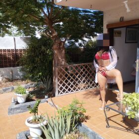 MORENAZA ARDIENTE FIESTERA COMPLACIENTE