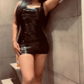 LAS LATINAS MAS CACHONDAS DE TU ZONA , MOJADSIMAS !!