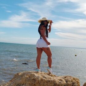 UNIVERSITARIAS LATINAS,ESPAÑOLAS ,FOGOSAS EN ALMERIMAR 