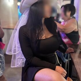 DULCE Y JUGUETONA , MORENAZA LATINA DISPUESTA A TODO