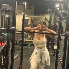 BRASILEÑA DULCE Y ELEGANTE SIEMPRE ATENTA A TI 24H 