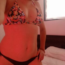 Domina Sandra sádica perversa autoritaria valdecarros ensanche de Vallecas BDSM balbusting trampling sodomización 