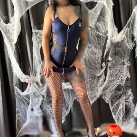 SARA MUÑEQUITA CARIÑOSA Y COMPLACIENTE 