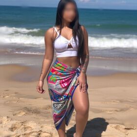 ISABEL - jovencita latina