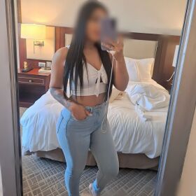 ISABEL - jovencita latina