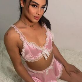 Sofía trans jovencitas muy cachonda 