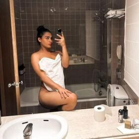 Sofía trans jovencitas muy cachonda 