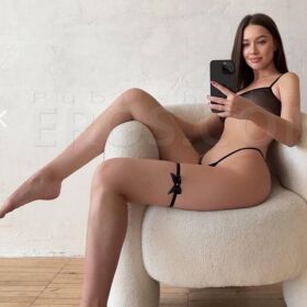 Hola, soy Sofia , una preciosa chica venezolana. Me gustaría conocer