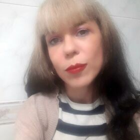 Sweety Saray española - English speaker