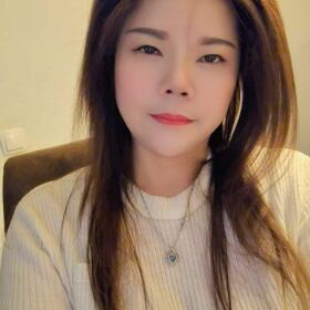 Asian girl LILI date invitation